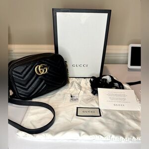 Gucci GG MARMONT MINI SHOULDER BAG
